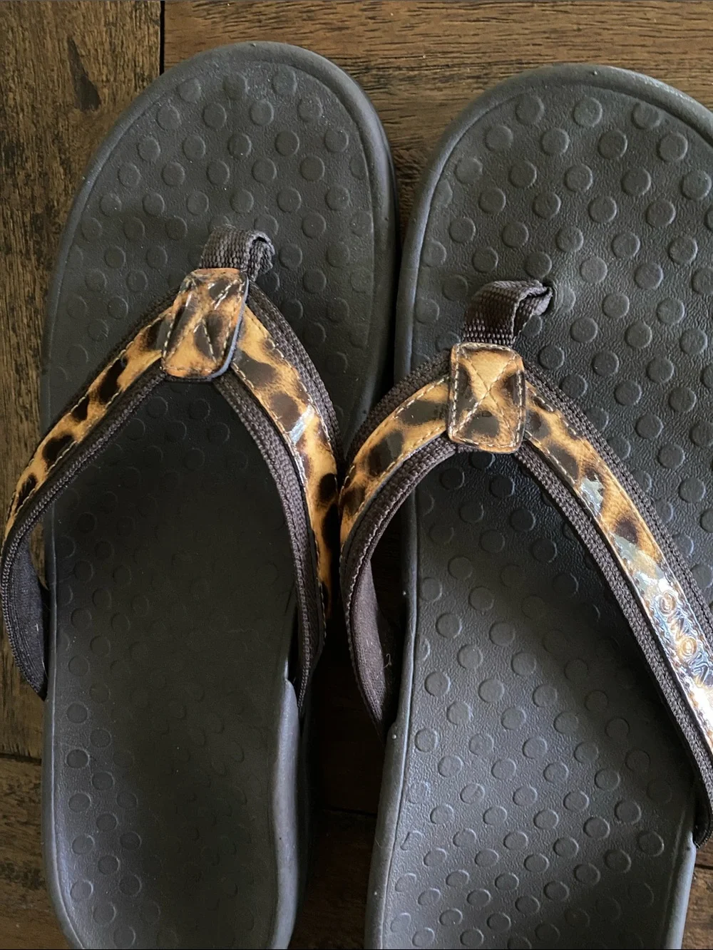 Vionic Brown Flip Flop Sandals with Leopard-Print Straps